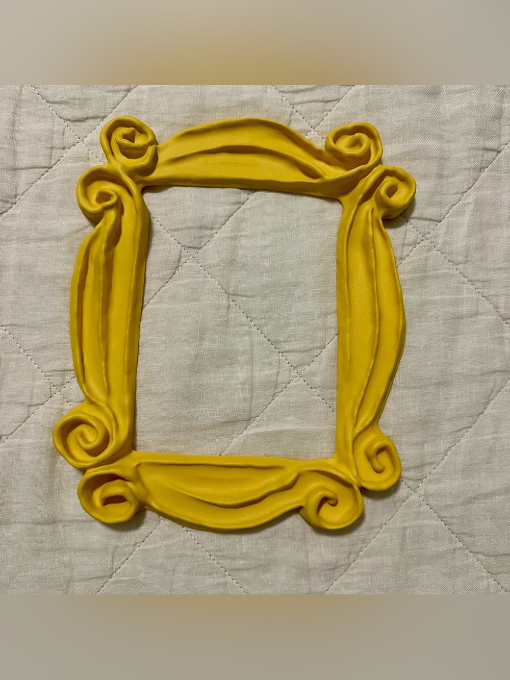 Friends TV Show Yellow Resin Peep Hole Frame